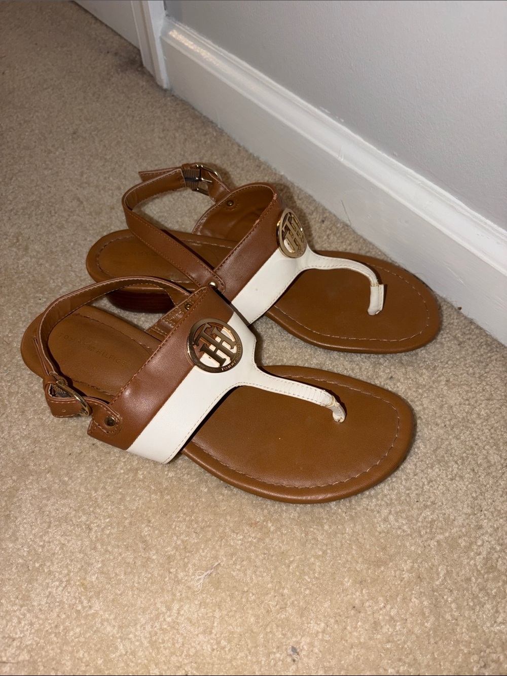 Tommy Hilfiger Brown and White Leather Logo T-Strap Sandals